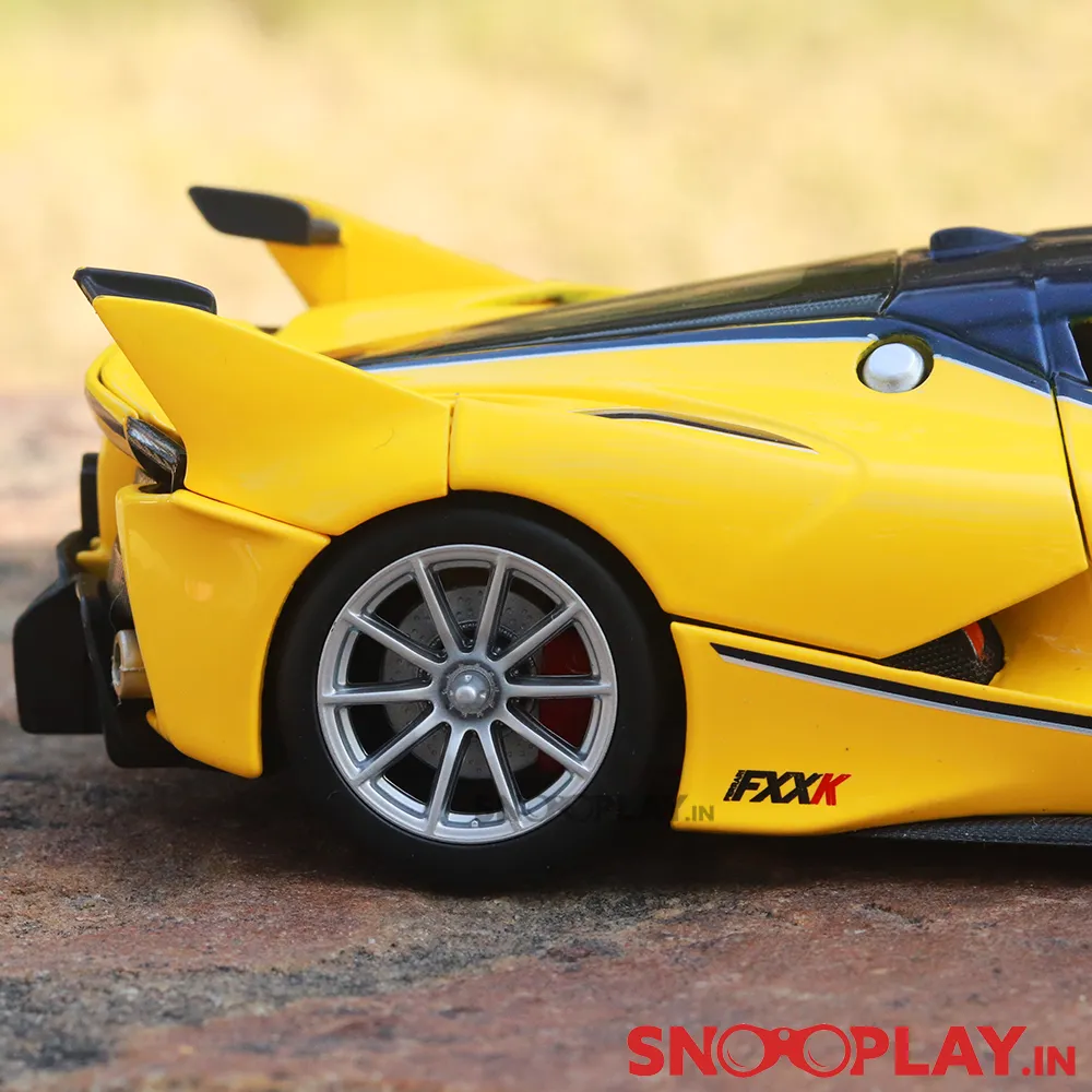 Ferrari FXX K Diecast Car Scale Model (1:24 Scale)