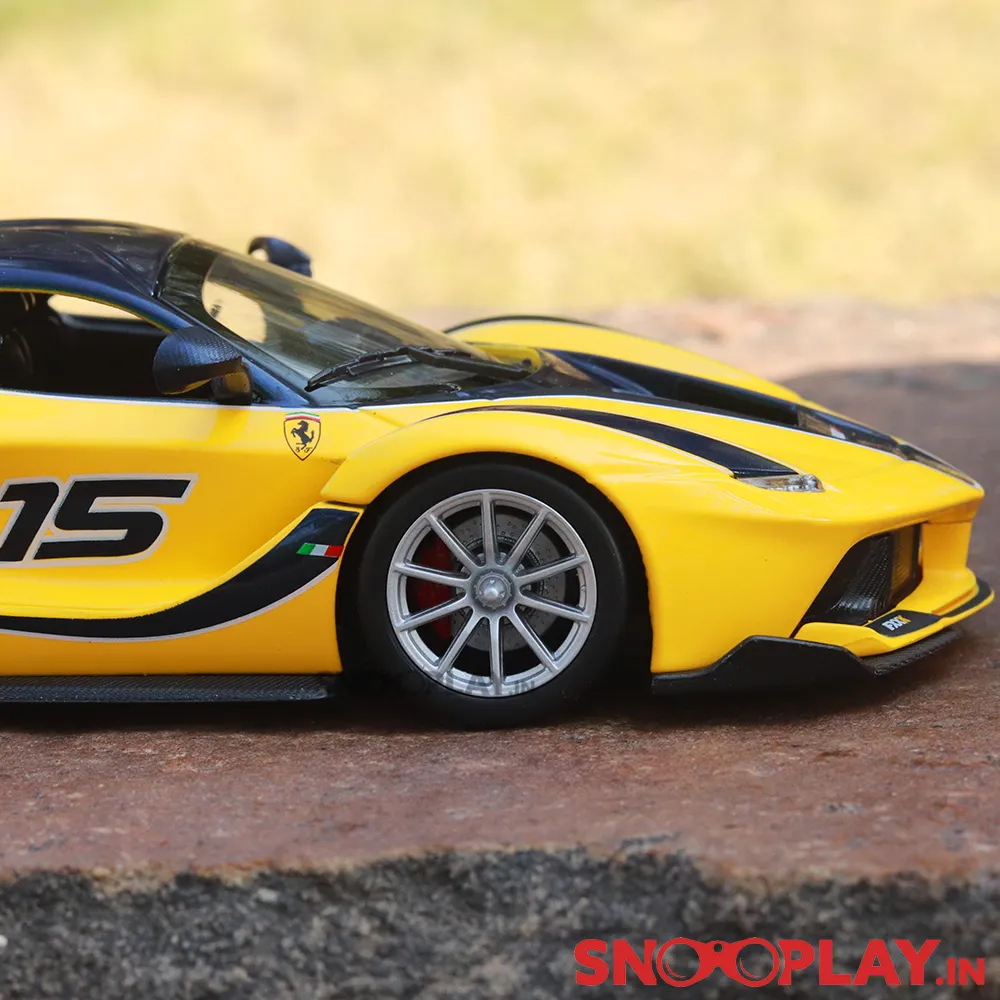 Ferrari FXX K Diecast Car Scale Model (1:24 Scale)