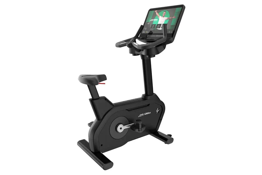 Life Fitness Club Series   (Plus) Upright Lifecycle Bike