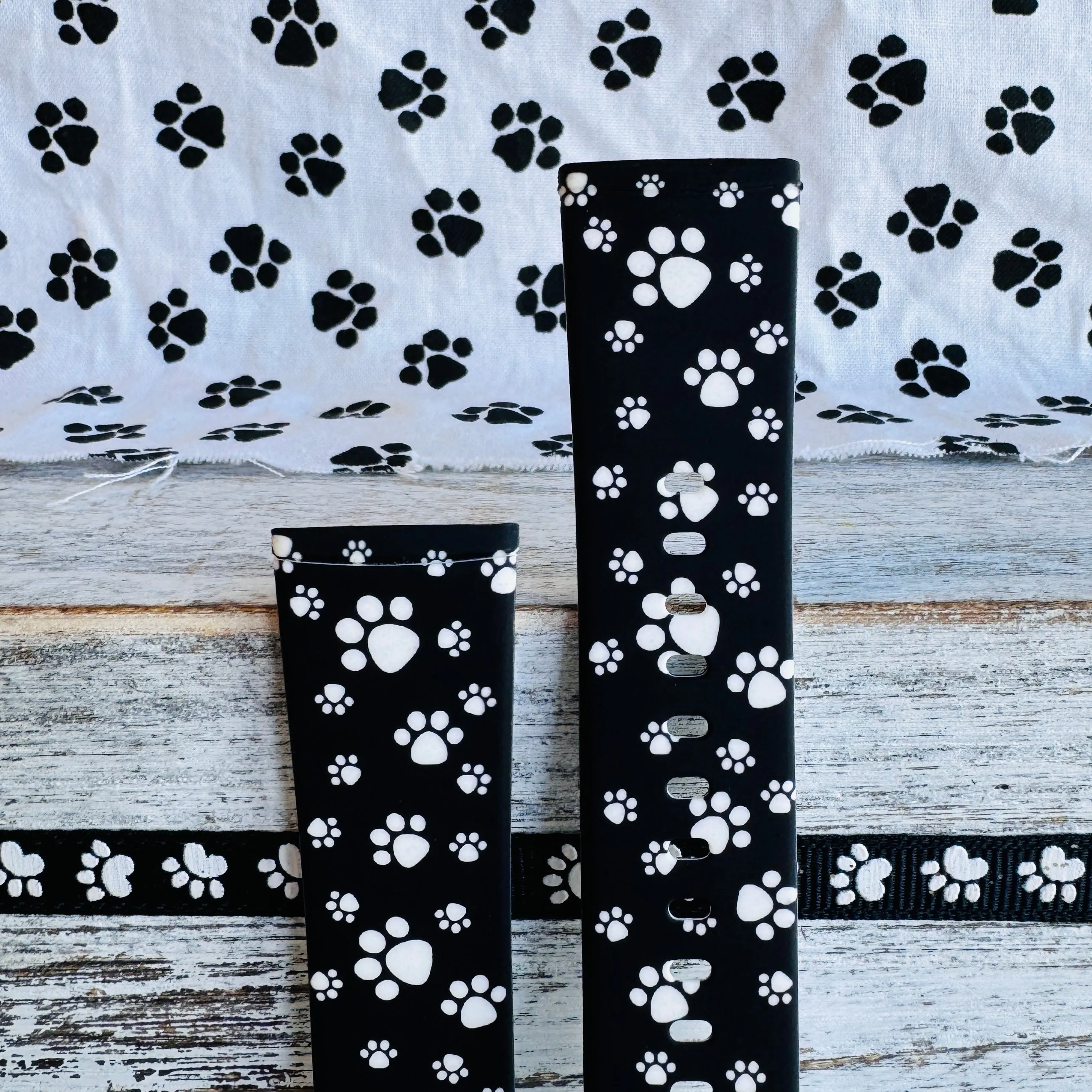 Paw Print Black Background Print Silicone Band For Fitbit Versa 3/4/Sense